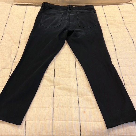 Good American Good Legs Jeans - Picture 2 of 9